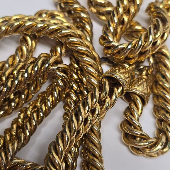 Carolee Lux Extra Long Heavy Chunky Gold Chain Necklace With Bronzallure Pendant - Picture 2 of 11